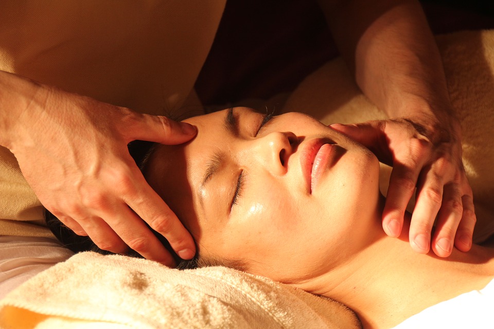 Gelaatsverzorging massage